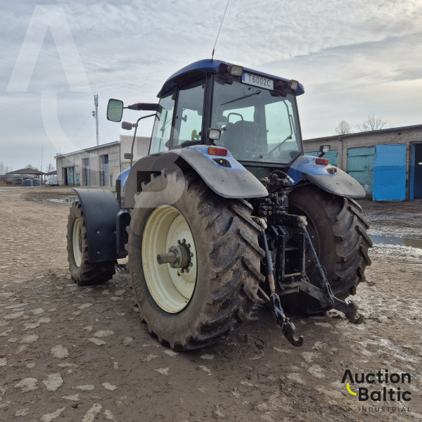 New Holland TM 190
