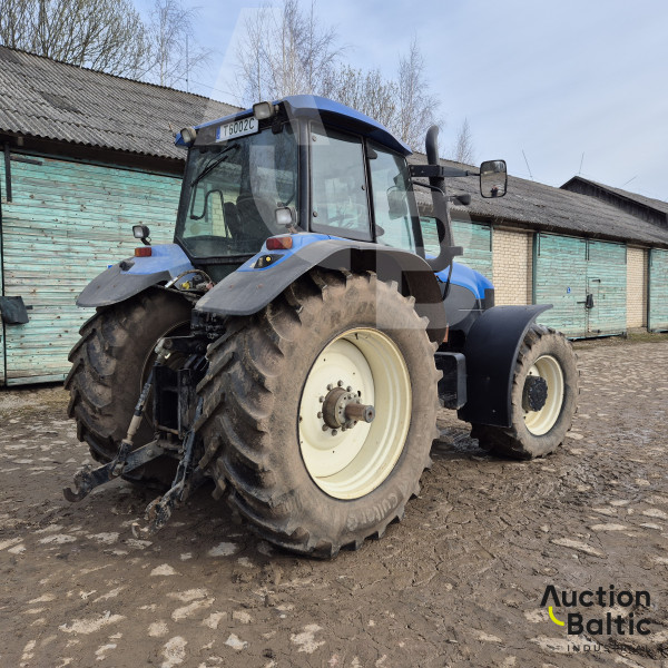 New Holland TM 190