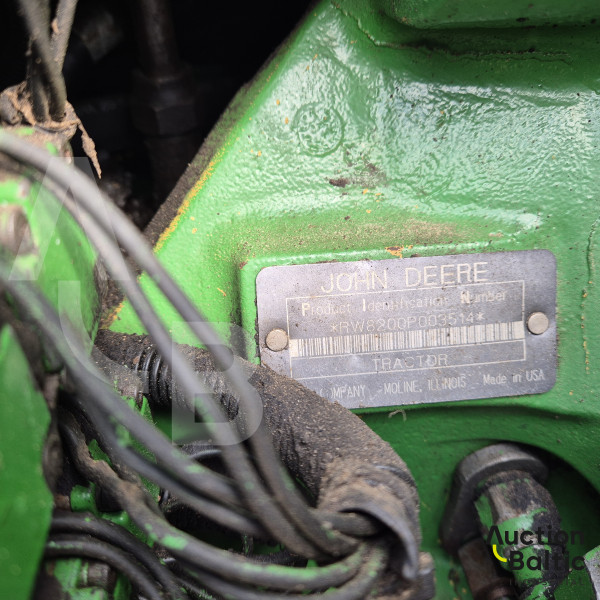 John Deere 8200