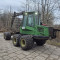 John Deere 810 D