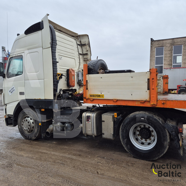 Volvo FH12