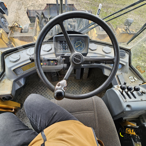 Volvo L 90 C