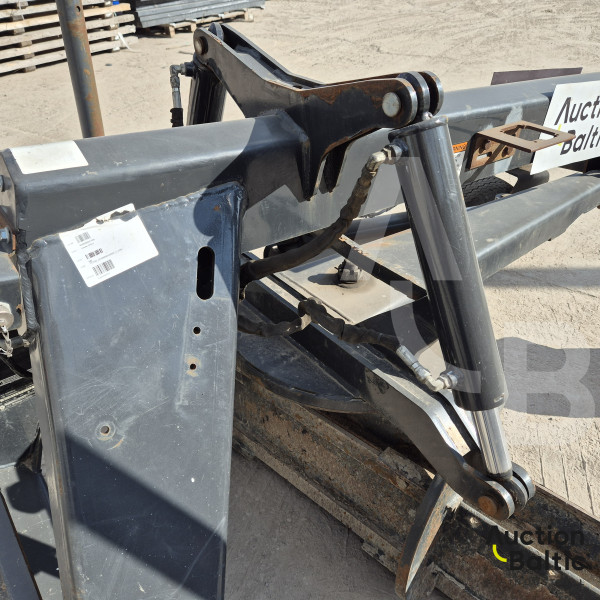 Bobcat MI Grader 84