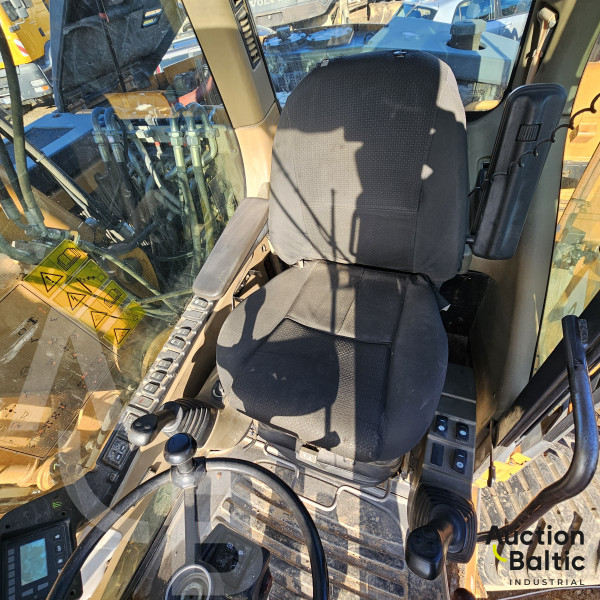 CASE WX 145
