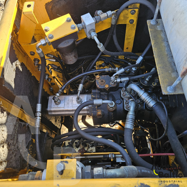 JCB JS 160 W