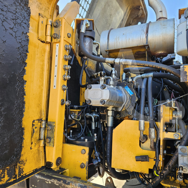 JCB JS 160 W