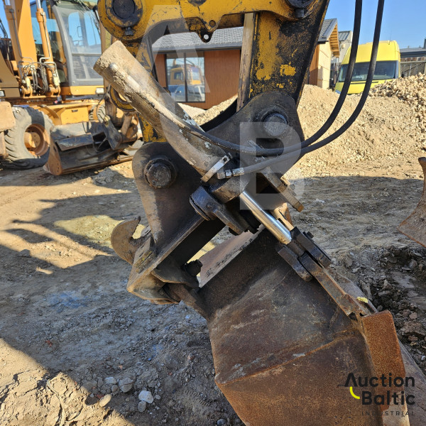 JCB JS 160 W
