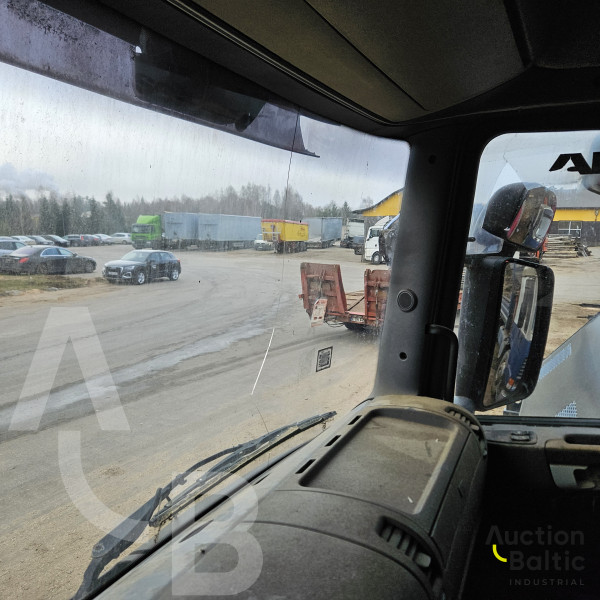 Scania R 480 +  Matec V31-66 + crane