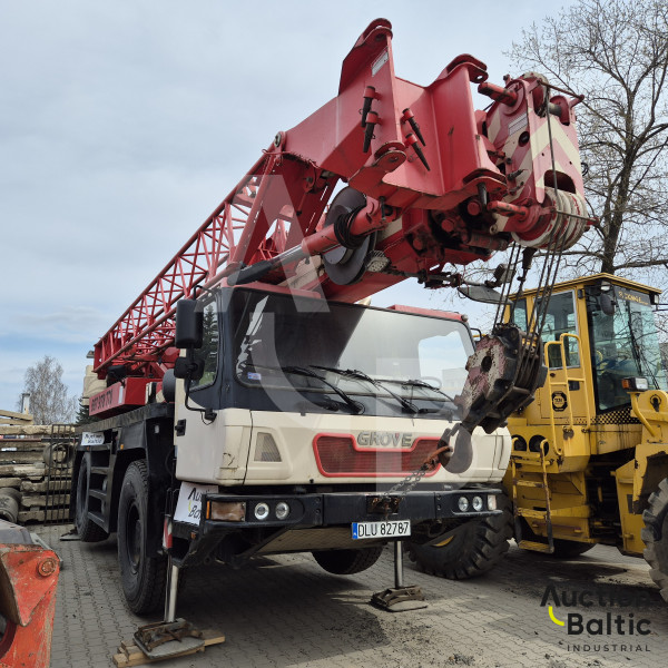 Grove GMK 2035 E