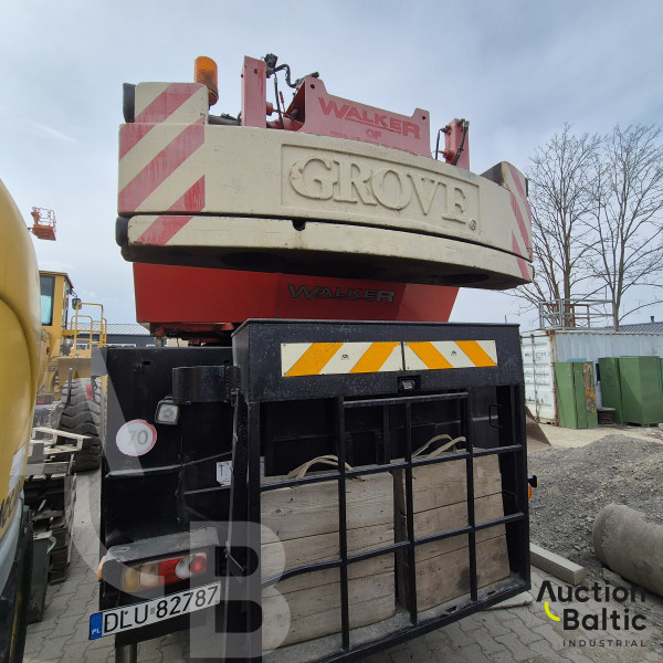 Grove GMK 2035 E