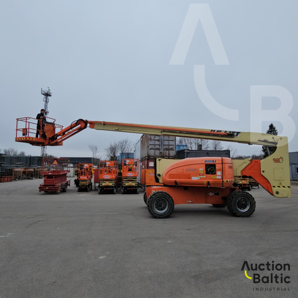 JLG 800 AJ