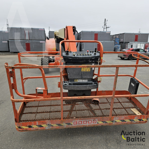 JLG 800 AJ