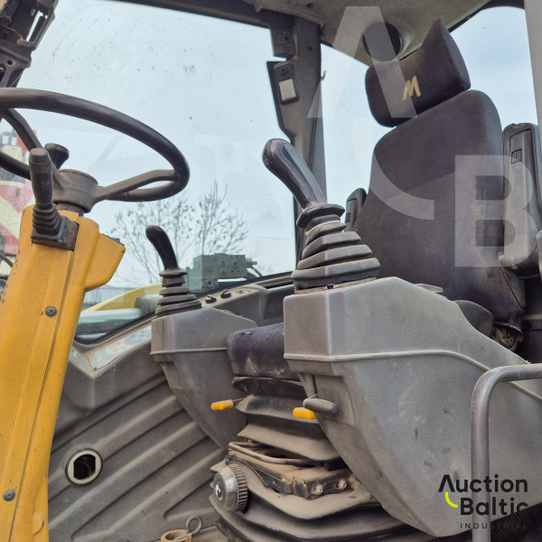 Mecalac 714 MW