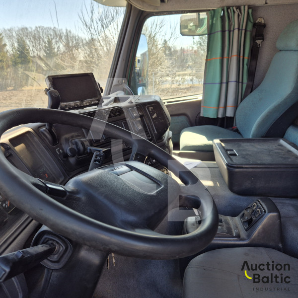 Volvo FM12 6X4