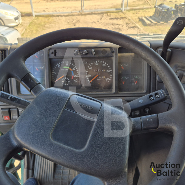 Volvo FM12 6X4