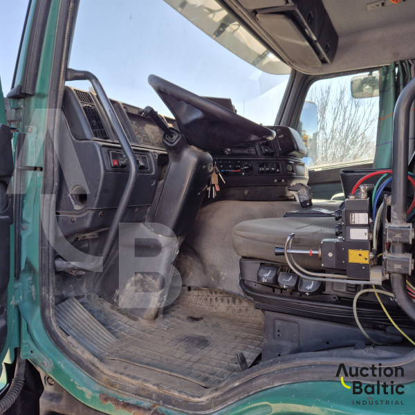 Volvo FM12 6X4