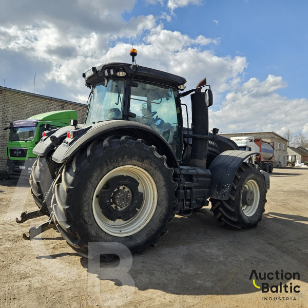 Valtra S374