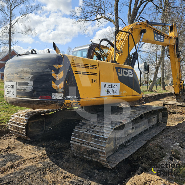 JCB JS 200 LC