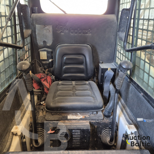Bobcat 753