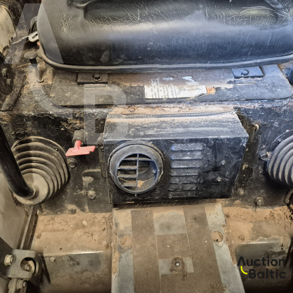 Bobcat 753