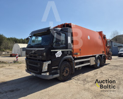 Volvo FM330