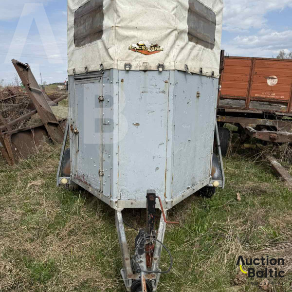 Viehtransporter