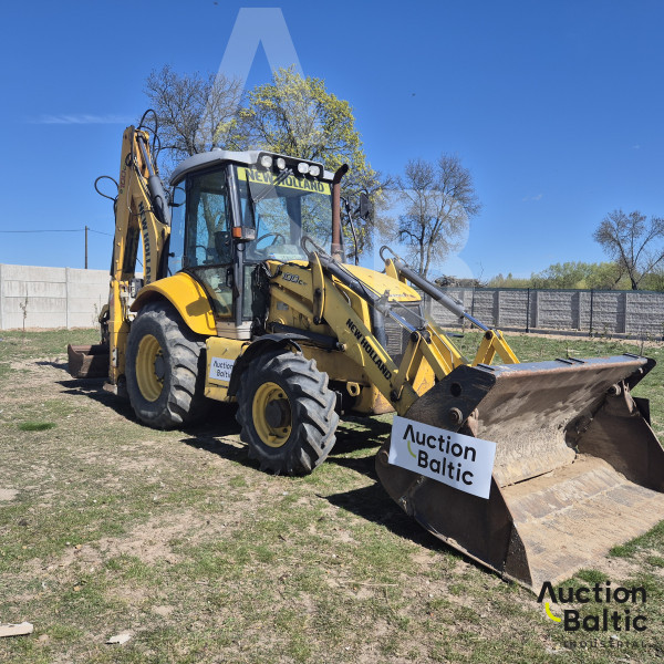 New Holland B 100 C