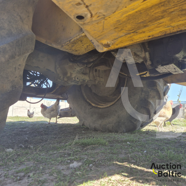 New Holland B 100 C
