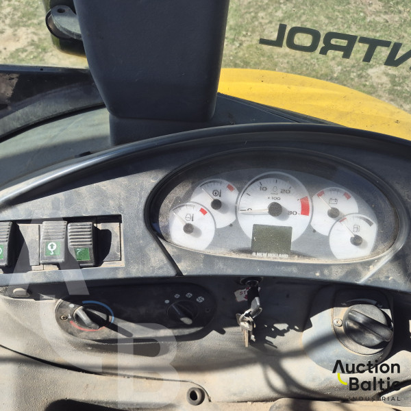 New Holland B 100 C