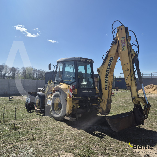 New Holland B 100 C