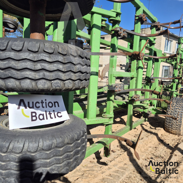 Cultivator
