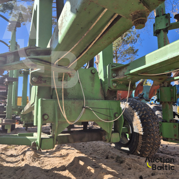 Cultivator