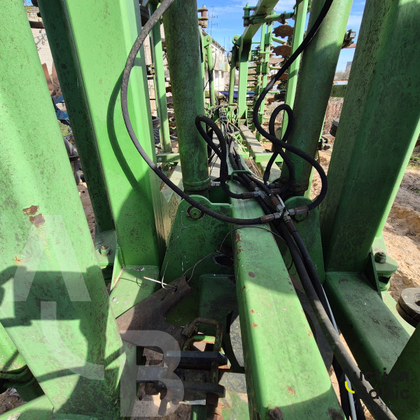 Cultivator