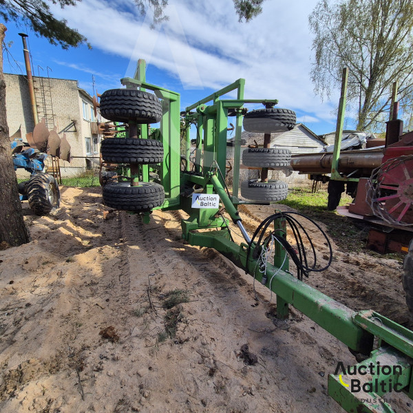 Cultivator