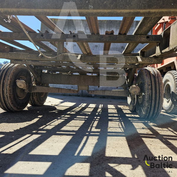 Trailer