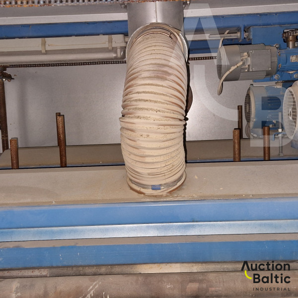 Wood sanding machine