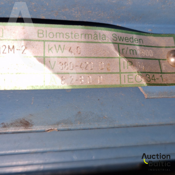 Wood milling machine