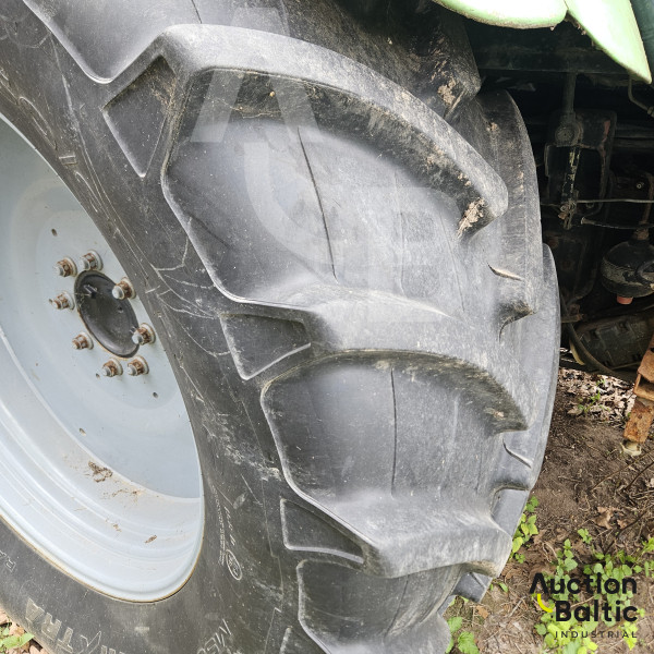 Deutz-Fahr AGROTRON 200
