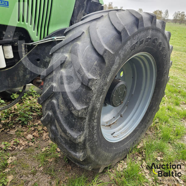 Deutz-Fahr AGROTRON 200