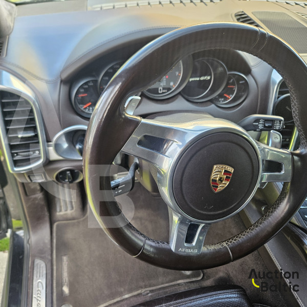 Porsche Cayenne GTS