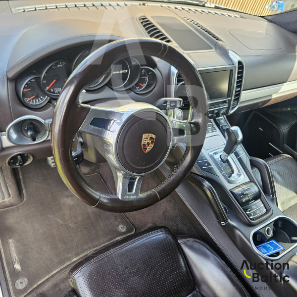 Porsche Cayenne GTS
