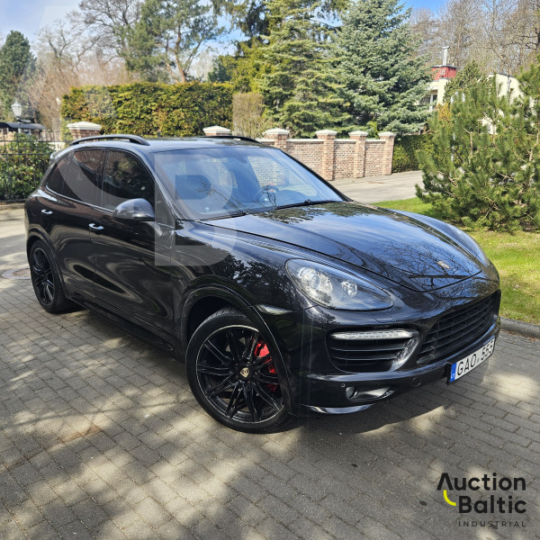 Porsche Cayenne GTS