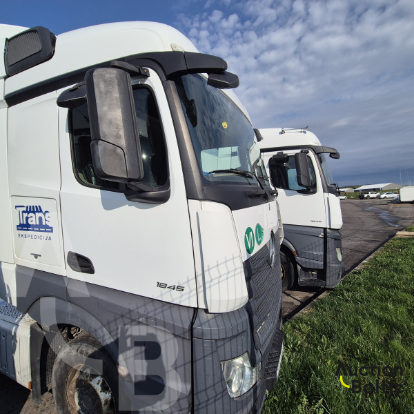 Mercedes-Benz Actros 1845