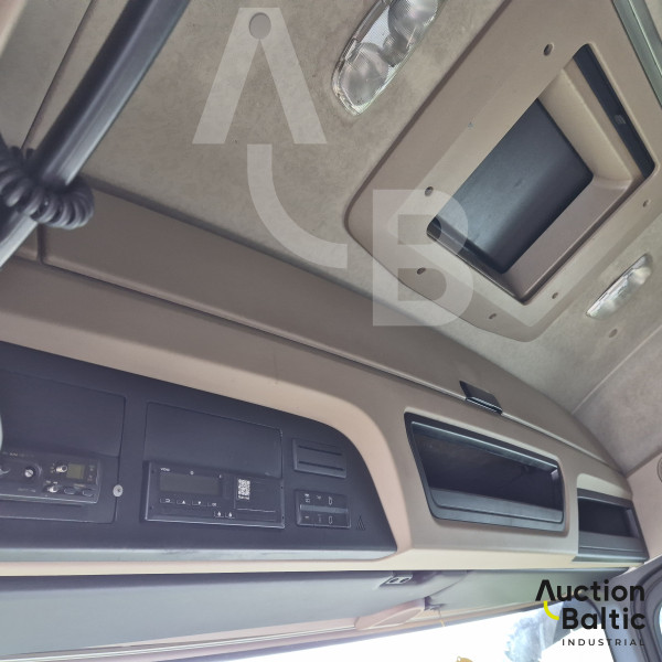 Mercedes-Benz Actros 1845