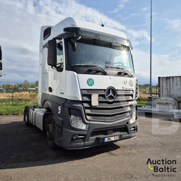 Mercedes-Benz Actros 1845