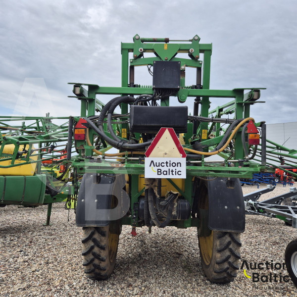 John Deere 740