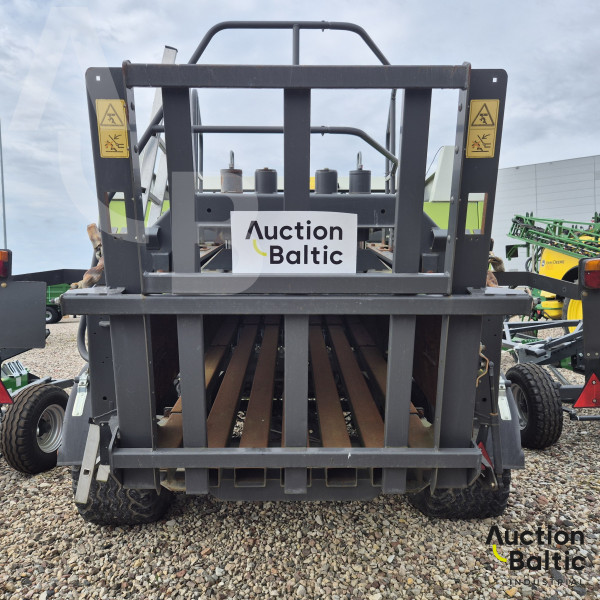 CLAAS Quadrant 2200