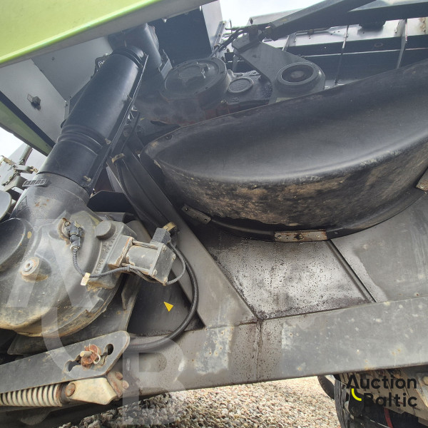 CLAAS Quadrant 2200