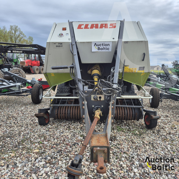 CLAAS Quadrant 2200