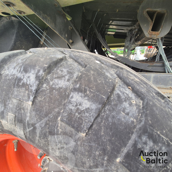 CLAAS Quadrant 2200